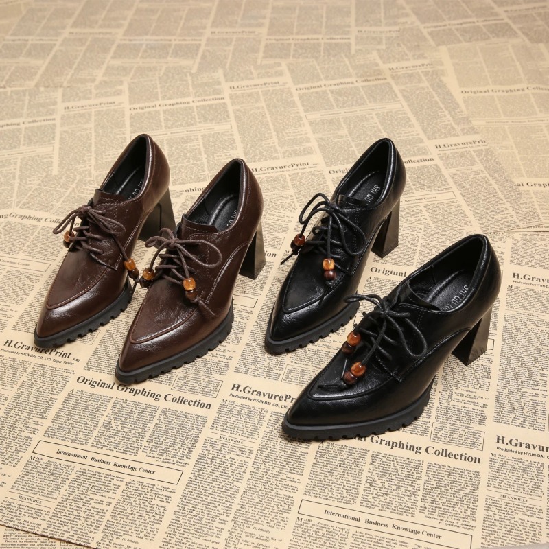 Retro Strappy Deep Mouth Singl - Pump Heel Block ulasan dan harga