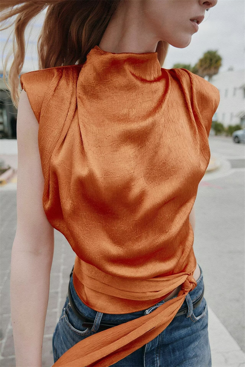 Satin Shawl Collar Sleeveless  - Silk Blouse ulasan dan harga